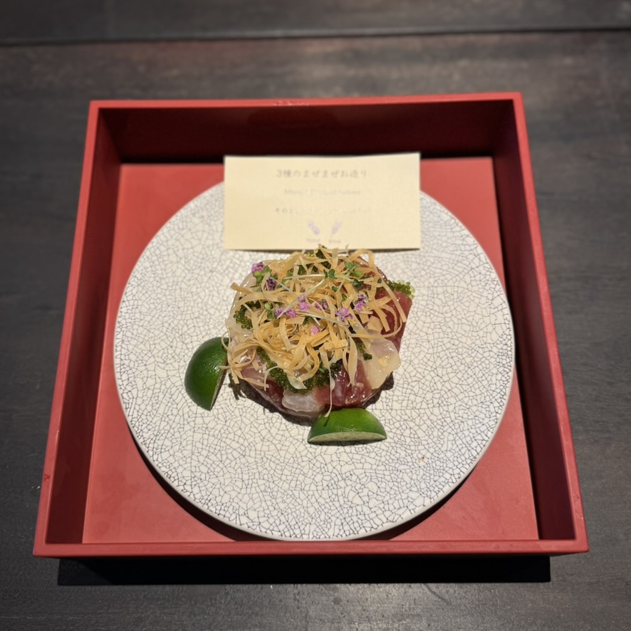 星のや沖縄 ギャザリングサービス 3種のまぜまぜお造り(刺身)