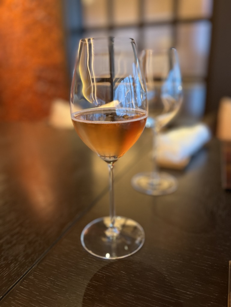 リッツカールトン日光 夕食 泡酒(ロゼ色のスパークリング日本酒)