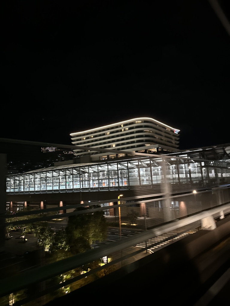 長崎マリオット 外観 夜 ライトアップ