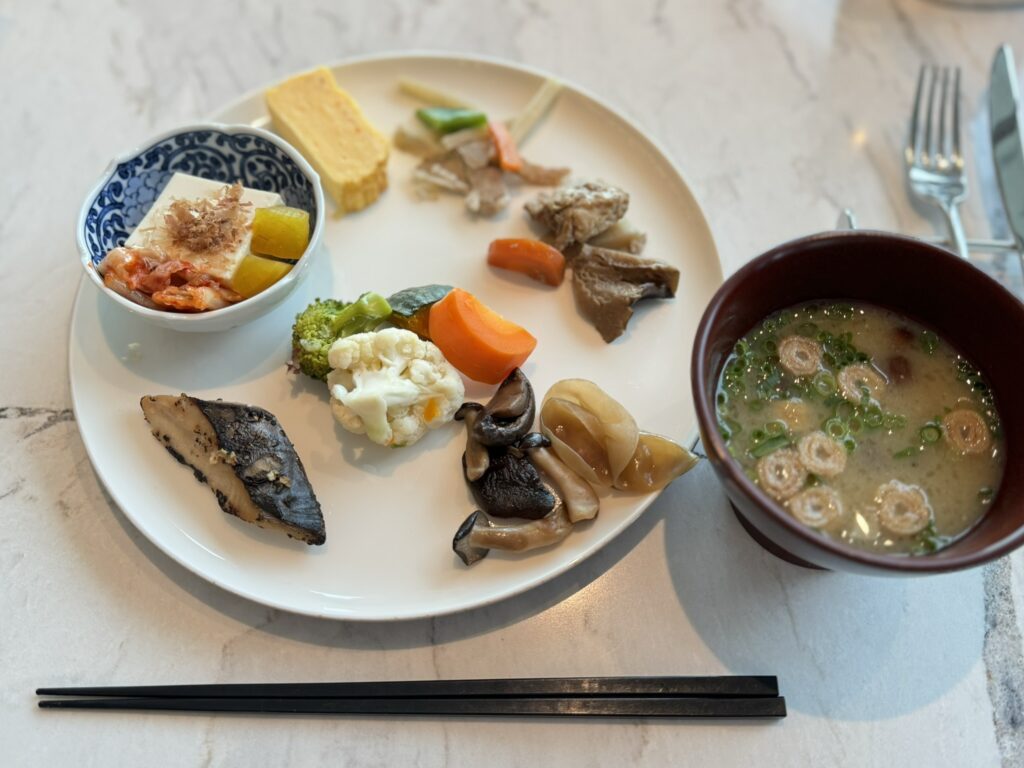 長崎マリオット 朝食ビュッフェ 盛り付け例 アラフィフ