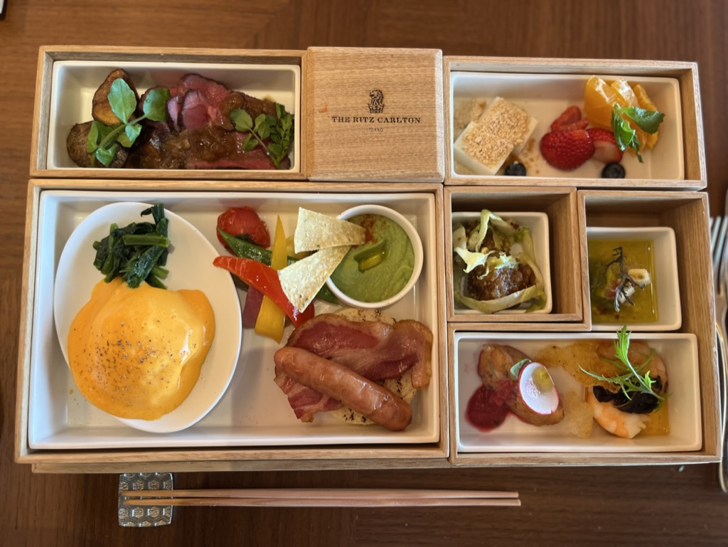 リッツカールトン日光 洋朝食 お重 全景