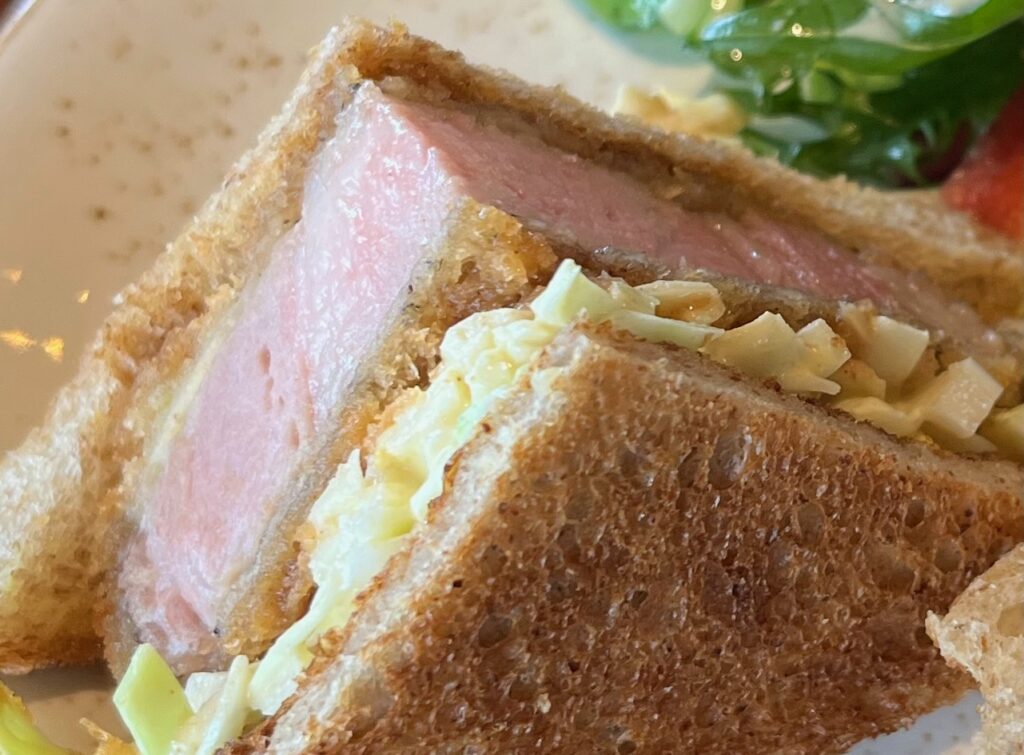 リッツカールトン日光 レークハウス 日光HIMITSU豚カツサンド(“再訪”で“初”めて体験)