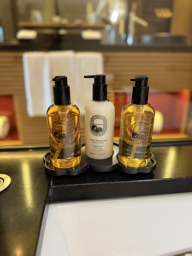 リッツカールトン京都のアメニティ。Diptyque(ディプティック)のシャンプー類。